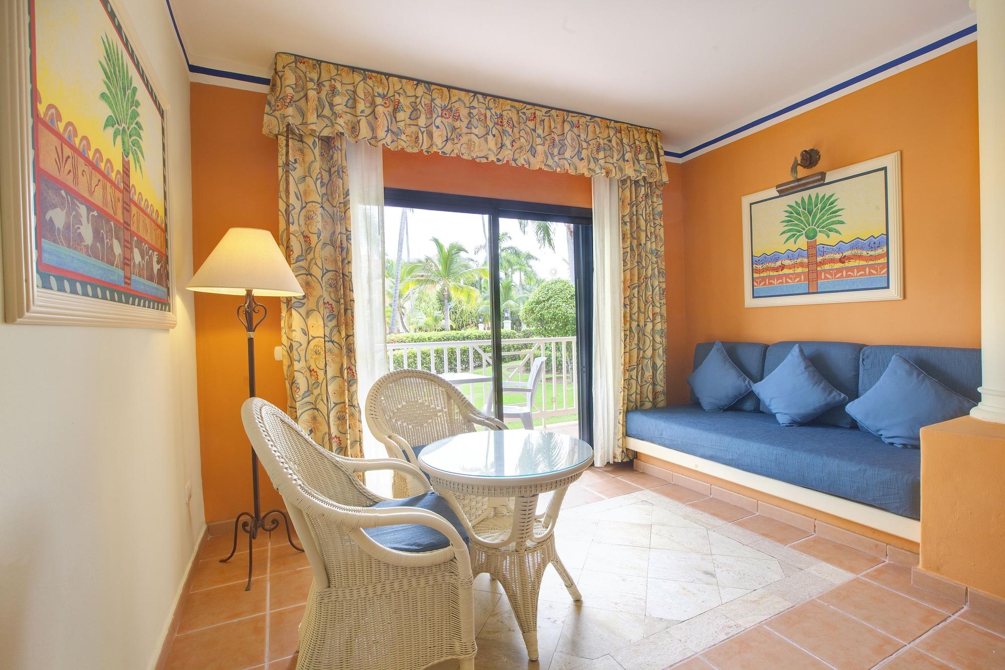 Bahia Principe Grand Bavaro Punta Cana Exterior photo Living room